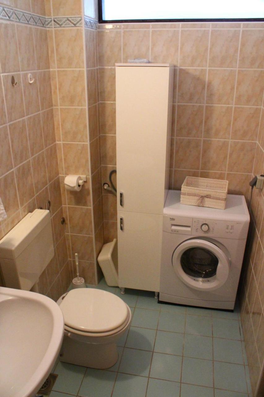 Apartment Arna Krk Town Exterior foto